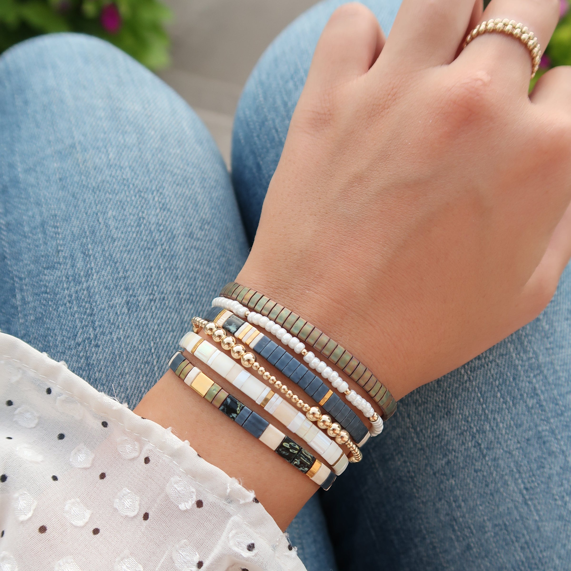 CREAM STACKING BRACELET