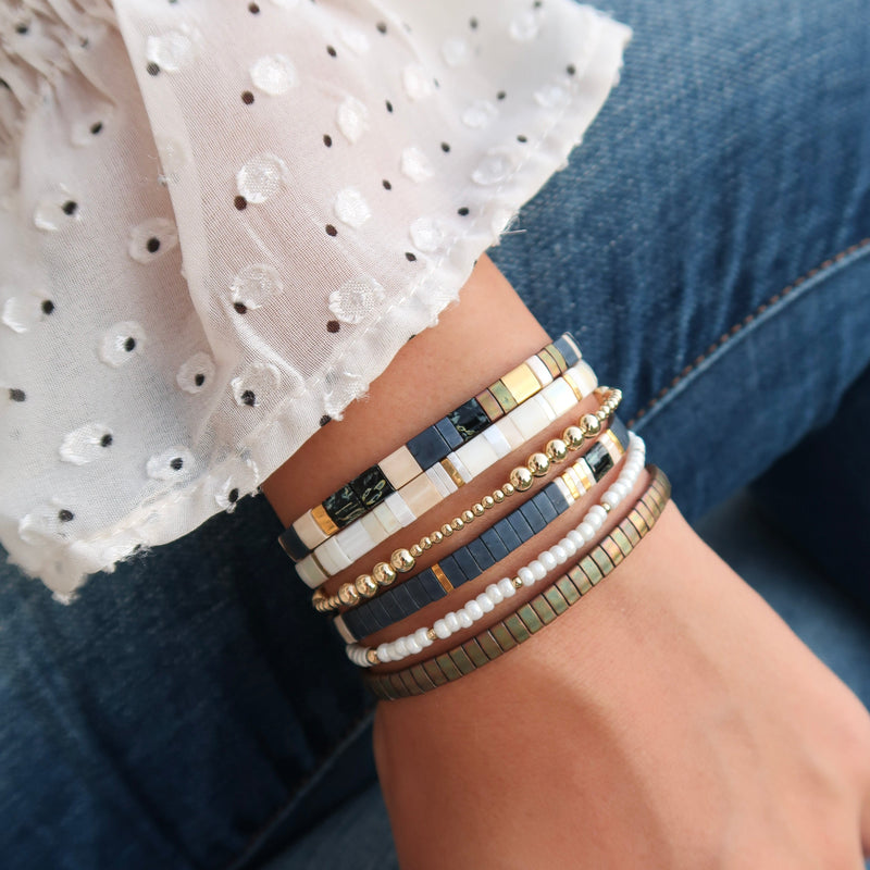 RUFFLES & JEANS STACK