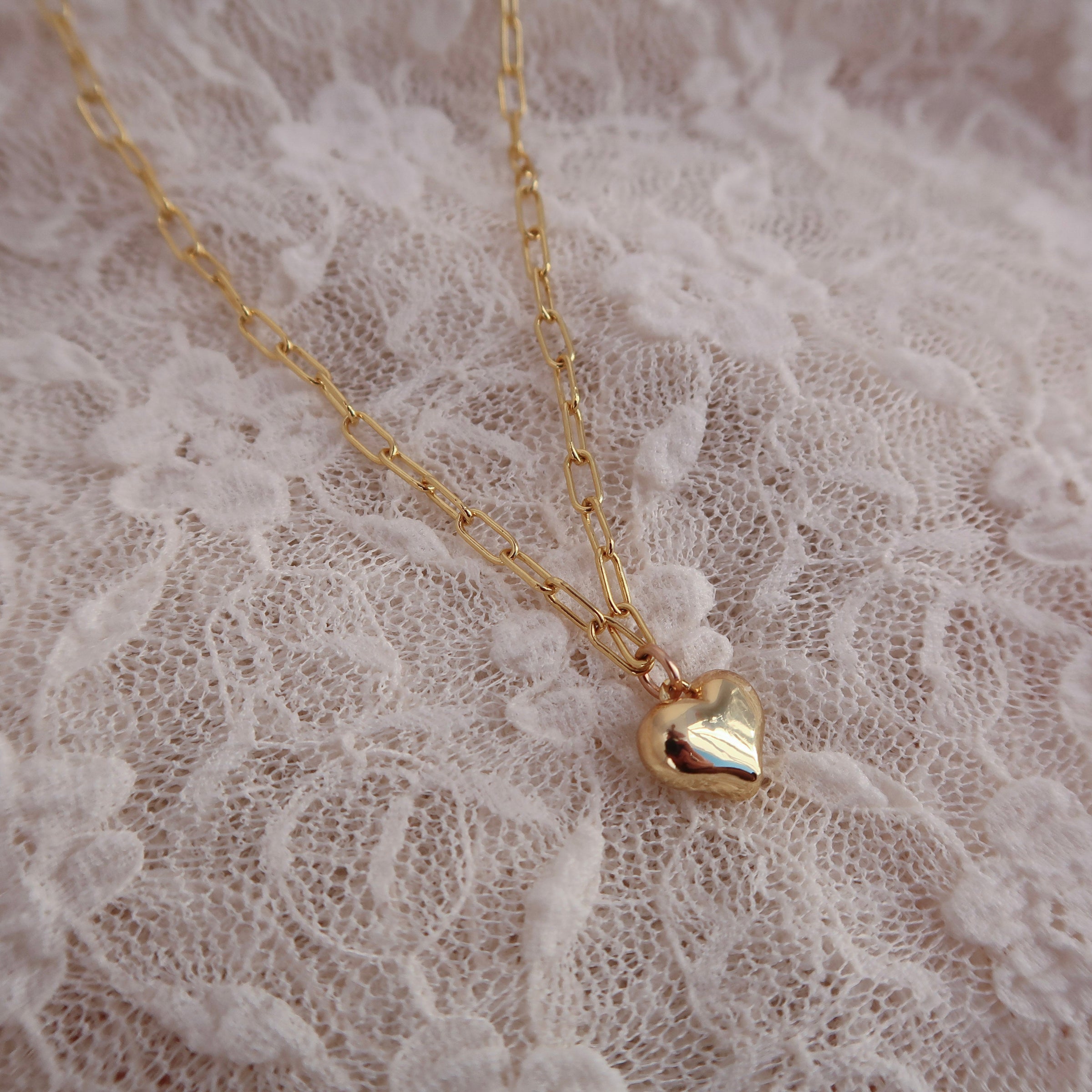 PAPERCLIP PUFF HEART NECKLACE - GOLD