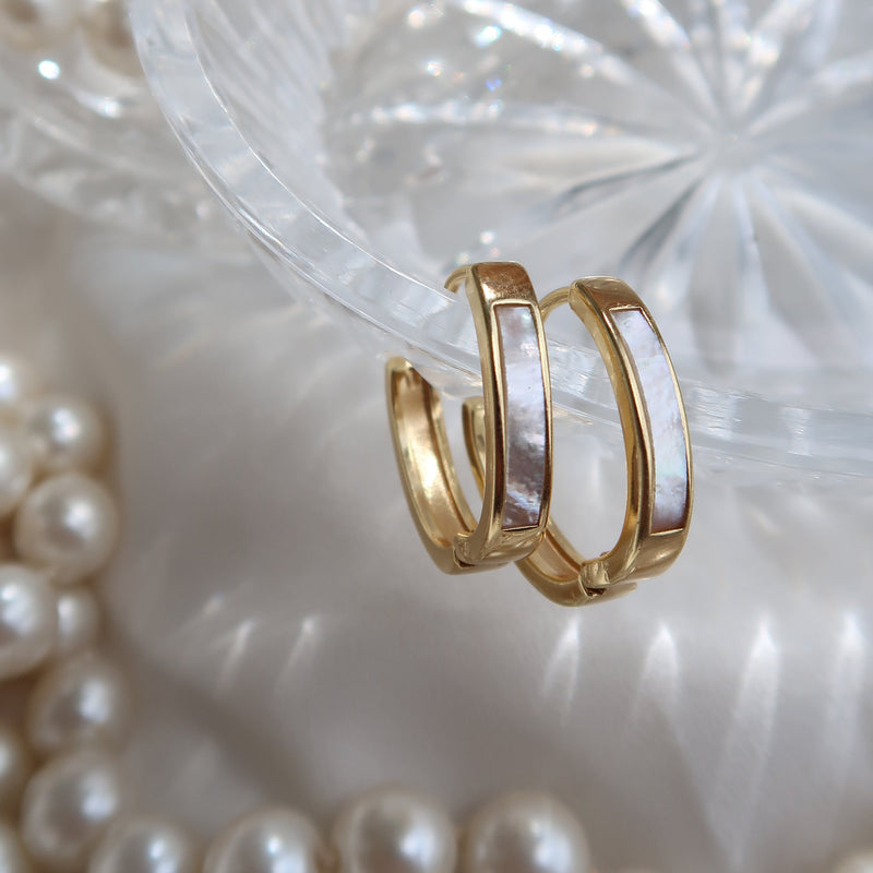 PEARL INLAY HUGGIES - Gold