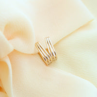 STRIPED SILHOUETTE HUGGIES - Gold